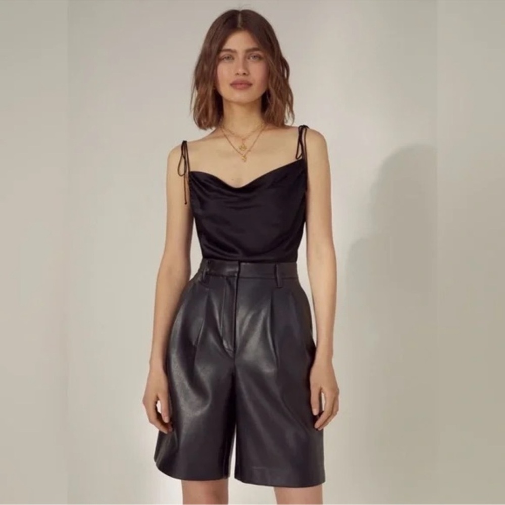 NEW: Aritzia Black High Waist Women Shorts